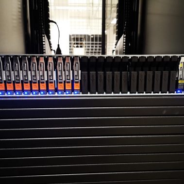 Artinit-instalacia-diskove-pole-DELL-EMC-PowerStore